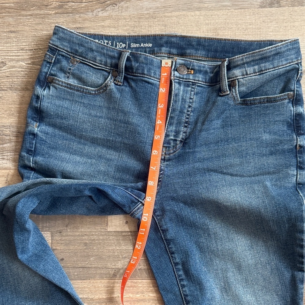 Talbots Classic Blue Women's Capri Jeans size 10P - Picture 5 of 10